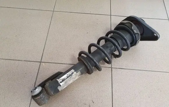 Mini Cooper Countryman R60 Rear shock absorber with coil spring 