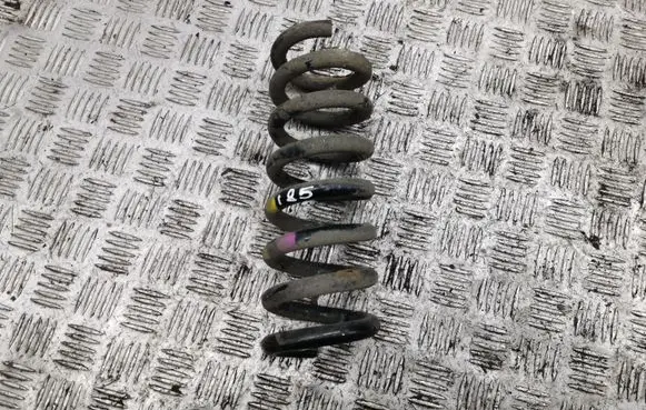 Mercedes-Benz C W204 Rear coil spring