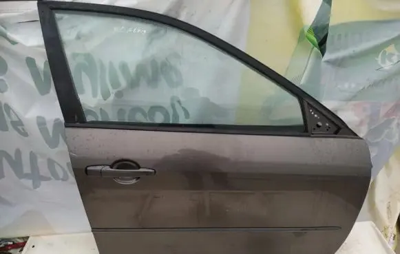 Mazda 6 Front door
