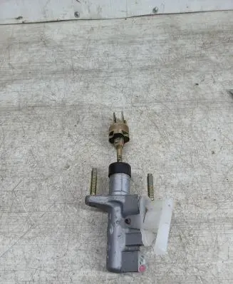 Clutch master cylinder