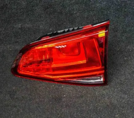 Volkswagen Golf VII Tailgate rear/tail lights 90052129A 5G0945094AD
