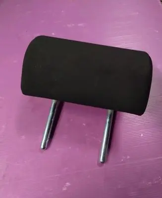 Toyota Avensis T270 Rear seat headrest 