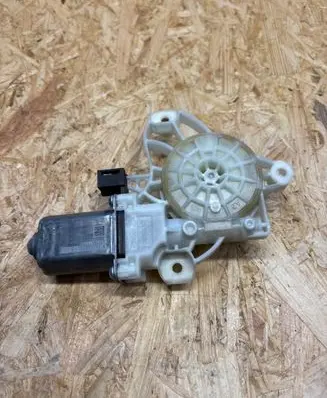 Mercedes-Benz GLC X253 C253 Front door window regulator motor A0009065806 A76186113 0013017055