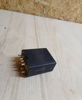 Mercedes-Benz Vito Viano W638 Other relay 0135454832 898690000 EG0010