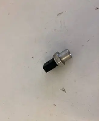 Audi A6 S6 C6 4F Air conditioning (A/C) pressure sensor 5Q0959126A