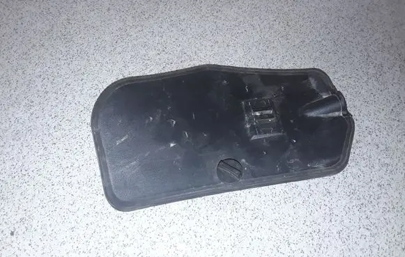 BMW 5 E39 Other trunk/boot trim element 8230959