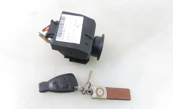 Mercedes-Benz E AMG W211 Ignition lock 2115450608