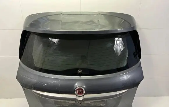 Fiat 500X Tailgate/trunk/boot lid