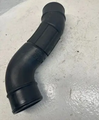 Toyota RAV 4 (XA30) Intercooler hose/pipe 17361 46080