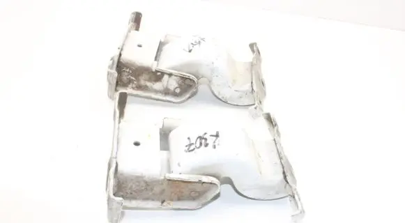 Opel Vivaro Rear door hinge set 