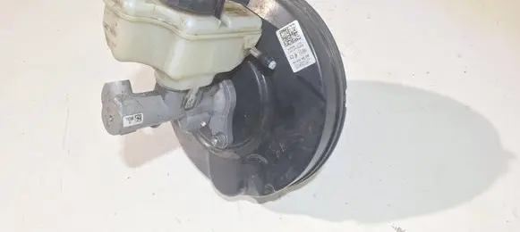 Volkswagen Golf Plus Brake booster 1K1614105DM