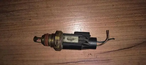 Ford Galaxy Intake air temperature sensor f20f12a697aa f20f-12a697-aa