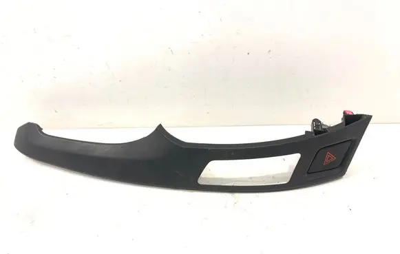 Toyota Yaris Hazard light switch 84332