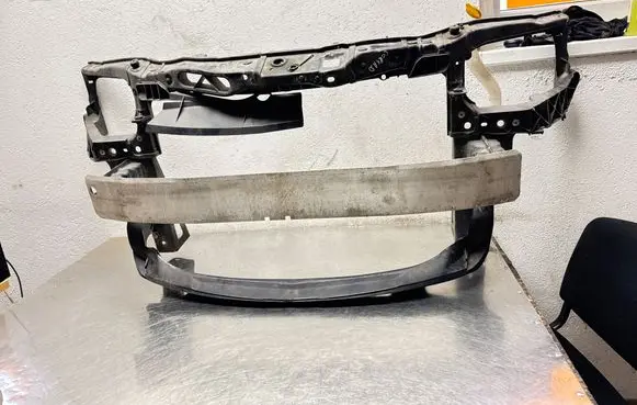 Opel Corsa D Front bumper support beam 13191879