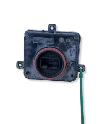 Skoda Yeti (5L) Headlight ballast module Xenon 4G0907697D