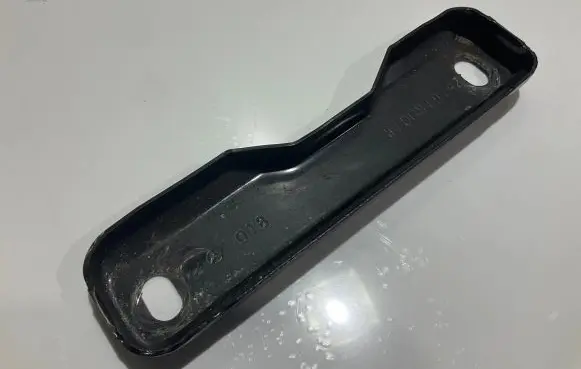 Mercedes-Benz ML W164 Battery bracket 2516160018 A2516160018