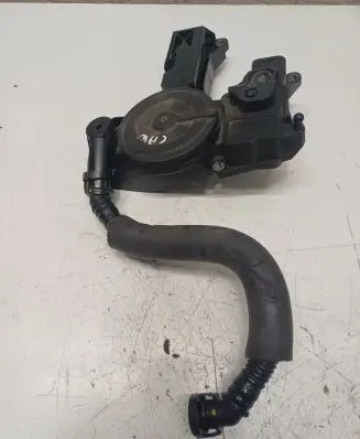 Audi A3 S3 8P Oil breather separator 06H103495A