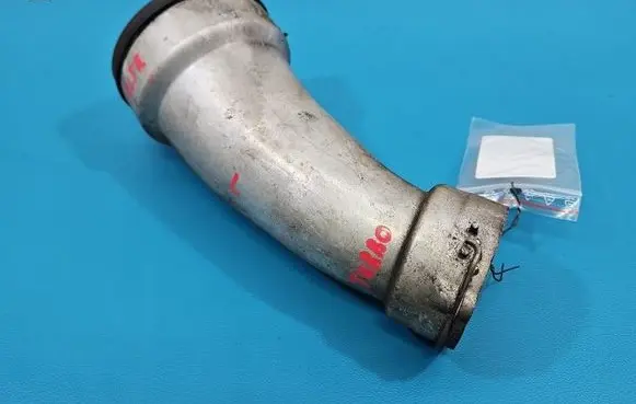 Bentley Continental Intercooler hose/pipe 3W0129654G IMPRK1597498