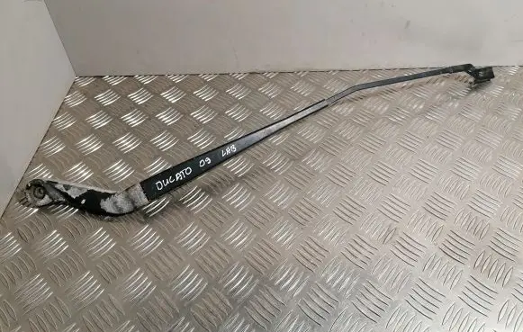 Fiat Ducato Front wiper blade arm