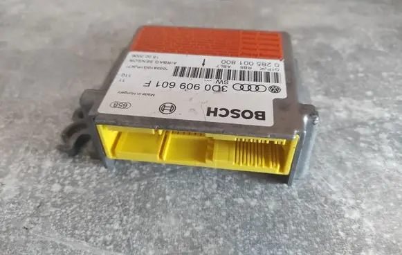 Volkswagen Touareg I Airbag control unit/module 3D0909601F 0285001800