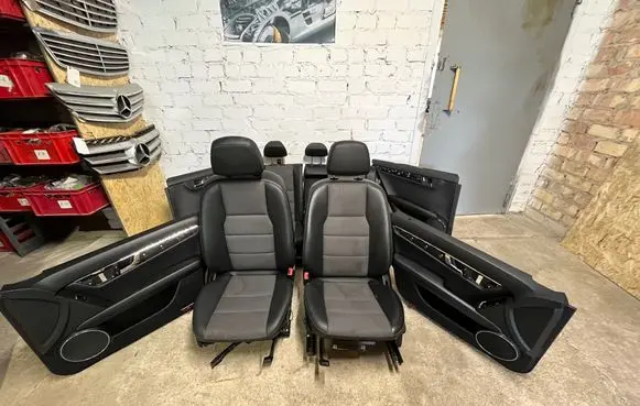 Mercedes-Benz C W204 Interior set 