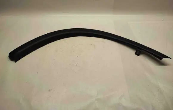 Mitsubishi Outlander Fender end trim 7407A302