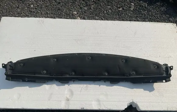 Peugeot Traveller Wiper trim