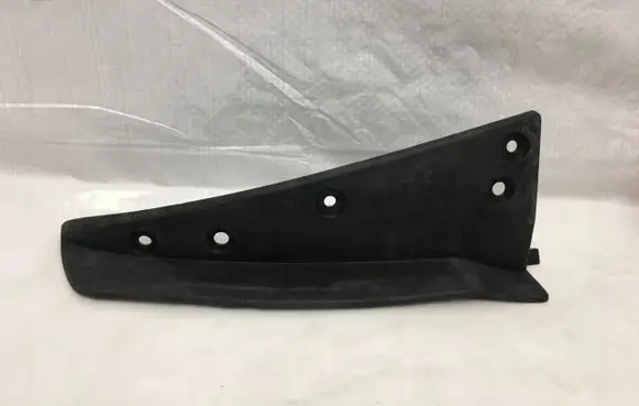 Toyota Hilux (AN10, AN20, AN30) Front mudguard 17F017
