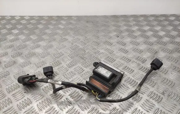 Audi A4 S4 B8 8K Coolant fan relay 8K0959501C 8K0910501D