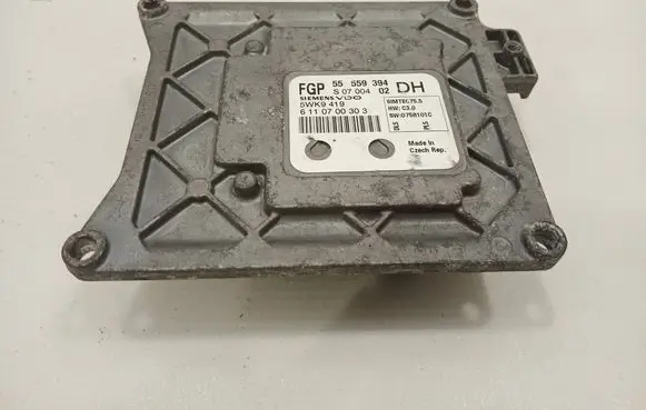 Opel Astra H Engine control unit/module 55559394 6110700303 5WK9419
