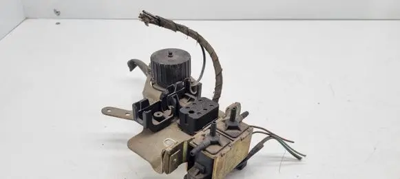 Mercedes-Benz C W202 Turbo solenoid valve 0025400697