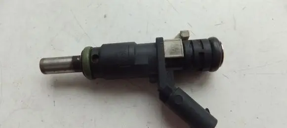 Mercedes-Benz CLK A209 C209 Fuel injector A2720780249