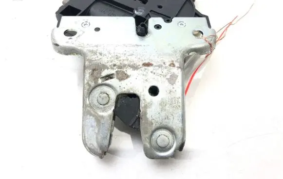 Volkswagen PASSAT CC Tailgate exterior lock 4F5827505D