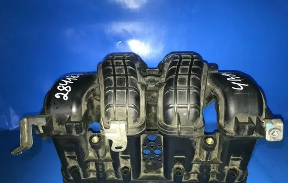 Mitsubishi Lancer VIII Intake manifold 1540A069