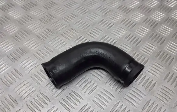 Nissan Primera Air intake hose/pipe