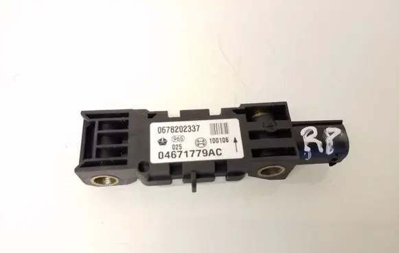 Chrysler Sebring (ST-22 - JR) Airbag deployment crash/impact sensor 0678202337 04671779AC