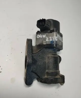 Nissan X-Trail T30 EGR valve