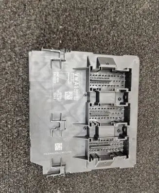 Volkswagen PASSAT B7 Comfort/convenience module 3AA937087B