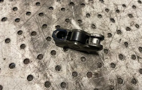 Opel Combo D Valve rocker arm 