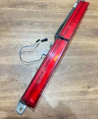 BMW 3 E90 E91 Third/center stoplight 7159020