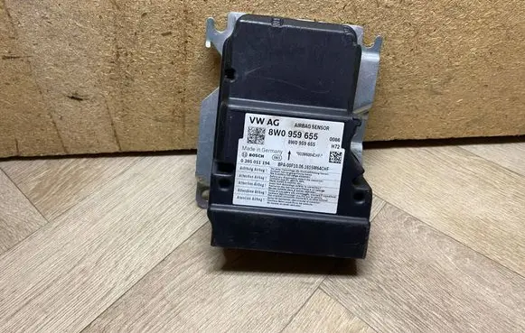 Audi A4 S4 B9 Airbag control unit/module 8W0959655 0285011194