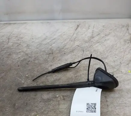 Citroen C-Crosser Radio antenna