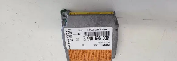 Audi A3 S3 8L Airbag control unit/module 8D0959655E 3999696008 HF0W0001E00