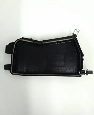 Mercedes-Benz E W212 Fuse box cover A2125400082