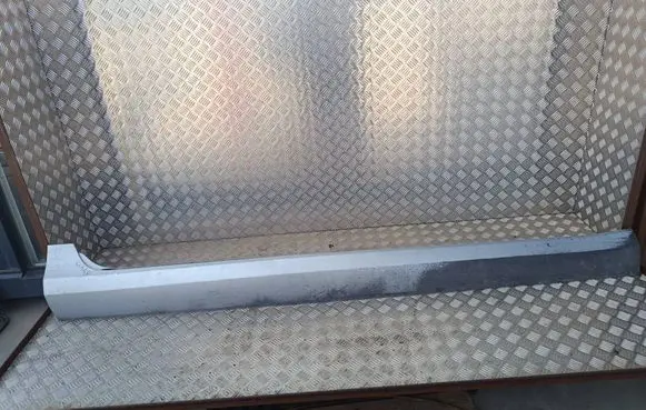 Volvo S90, V90 Sill 