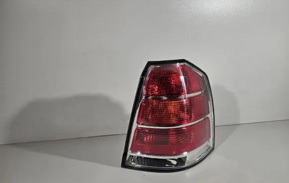 Opel Zafira B Rear/tail lights 10389236745234