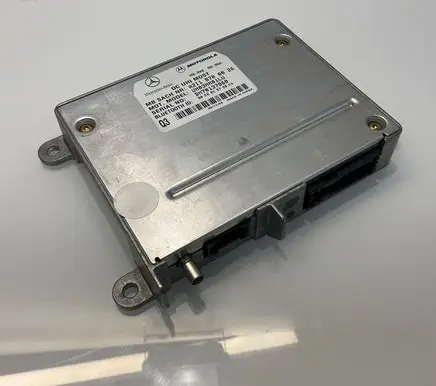 Mercedes-Benz E W211 Bluetooth control unit module A2118700026 DM70137860 00E00C5780C4