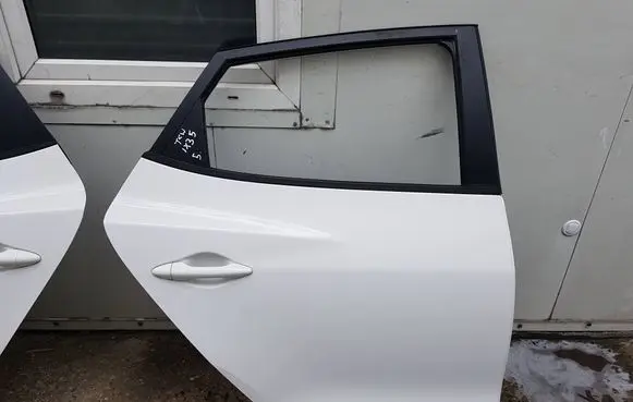 Hyundai ix35 Rear door