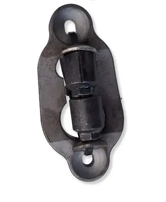 Mazda CX-5 II Fuel Injector clamp holder 7D131702