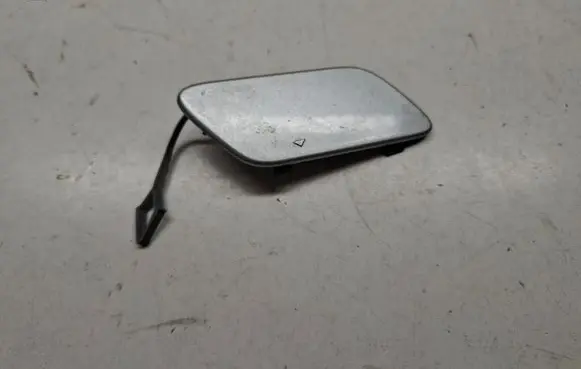 Mercedes-Benz B W245 Front tow hook cap/cover 1698851522 A1698851522